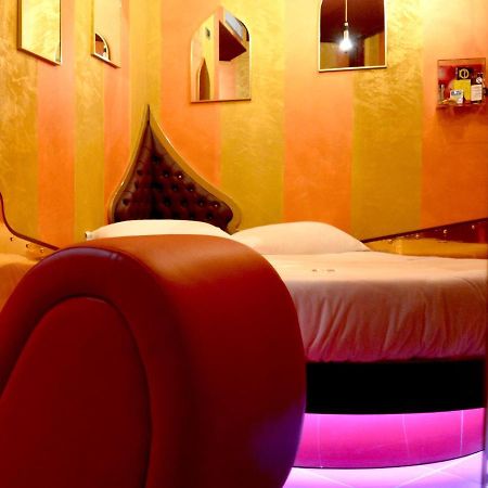 C Rooms - Love Motel Monza Cinisello Balsamo Exterior photo