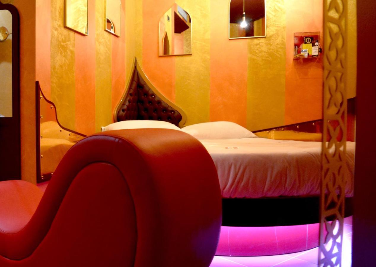 C Rooms - Love Motel Monza Cinisello Balsamo Exterior photo